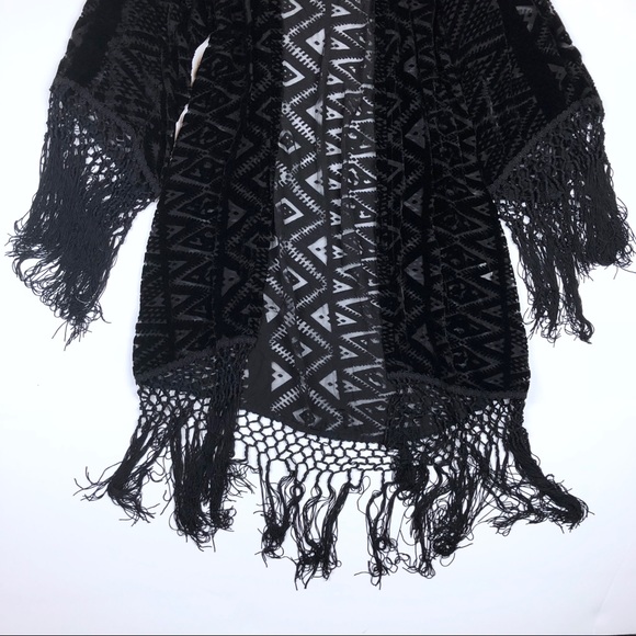 Show Me Your Mumu Metzler Fringe Kimono - Picture 2 of 7